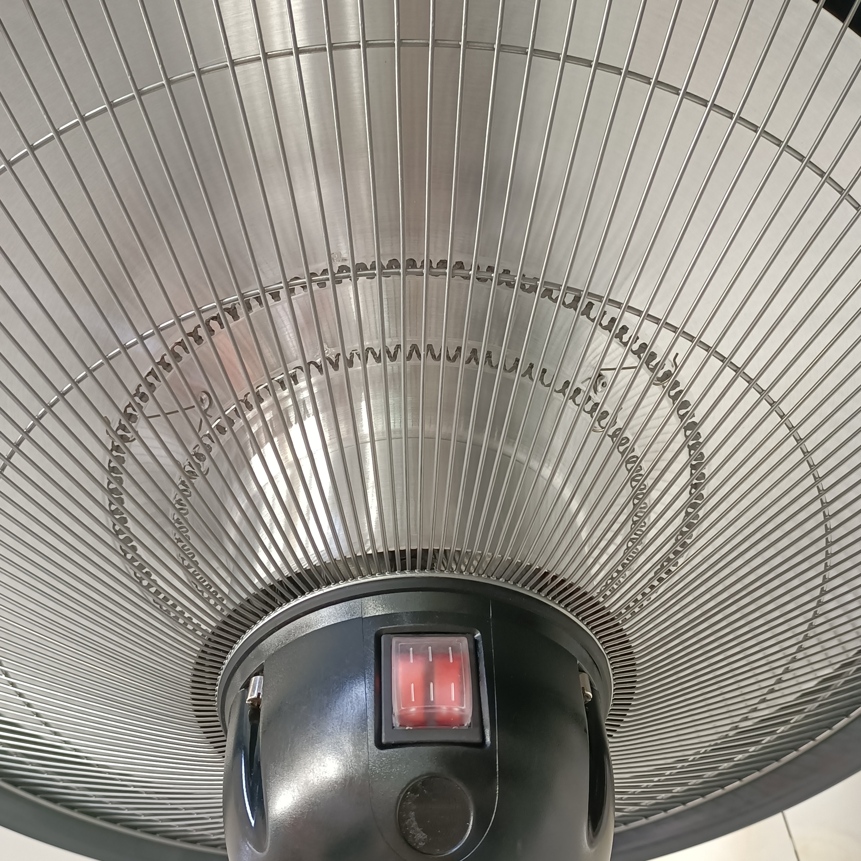 Maximizing Open Air Restaurant Revenue Using Shortwave Mirror Infrared Heaters